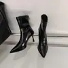 Botines de tacón alto para mujer, nueva colección otoño/invierno 2025, estilo coreano, botines versátiles de punta fina, botas ajustadas, botines marrones de estilo retro francés
