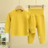 Pijama de Veludo Outono com Proteção para a Barriga de Cintura Alta para Bebê Roupa e Calça com Forro de Lã Roupa Térmica sem Costura para Crianças com Gola Alta