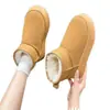 Botas de Neve Grossas de Couro Genuíno Unissex, Sapatos Melard Femininos, Botas Curtas para Casais Europeus e Americanos, Sapatos de Algodão Grossos Quentes de Inverno