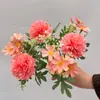 Flor de Simulación Flor de Crisantemo Bola de Cuatro Cabezas Tenis de Mesa Crisantemo Boda Conjunto de Flores para Salón de Bodas Decoración del Hogar Decoración Flor Artificial