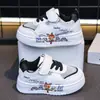 Nuevos Zapatos de Verano y Otoño 2026 para Niños Pequeños, Niñas y Niños, Tenis Blancos de Cuero de Moda con Dibujos Animados de Caña Baja