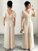 Comercio Exterior Importación y Exportación 2026 Estilo Casual Moda Elegante Color Sólido Cuello en V Manga Corta Cintura ceñida Jumpsuit plisado para Mujer