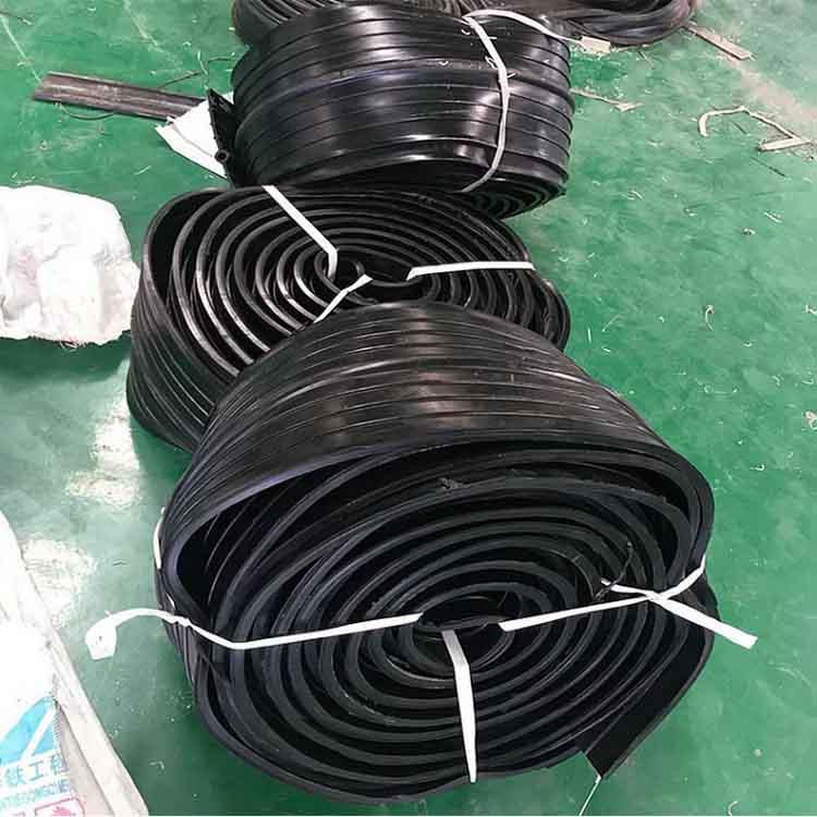 651型止水带48.jpg