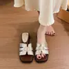 Pantuflas Francesas de Lujo Estilo Hada 2026 Nueva Moda de Verano para Mujer Sandalias de Playa Gruesas de Suela Suave Nicho