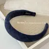 Diadema Retro Simple de Terciopelo Plateado con Purpurina Fina Estilo Coreano Corona Alta Diadema Elegante para Mujer Pinza para el Cabello Versátil para Exteriores