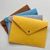 Preço baixo atacado fofo desenho animado moda bolsa plana de feltro bolsa de arquivo de feltro bolsa de feltro para computador tablet bolsa de lã