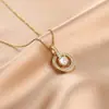 Moderna Cadena de Clavícula de Acero de Titanio Acero Inoxidable Exquisita Cola de Pez Incrustada de Diamantes Collar Tiktok Corona de Cacahuete Zircón Cadena de Cereza
