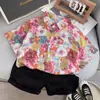 Camisa Floral para Niños Verano 2025 Estilo Nuevo Top de Verano para Bebé Pequeño Camisa de Manga Corta Moderna Elegante para Niños Moda