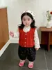 Conjunto de Colete de Tricô Fresco Estilo Primavera para Bebê, Colete Moda Coreana, Camisa de Bolinhas, Bloomers da Moda