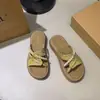 Sandalias de playa versátiles tipo slip-on bordadas para combinar con faldas, chanclas de plataforma gruesa con perlas, modelo nuevo 2025
