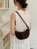 Nova bolsa versátil de camurça para axila, bolsa de ombro com franjas para primavera/verão 2026 para mulheres