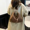 Bolso de Hombro Retro de Gamuza Escarchada de Moda y Gama Alta para Mujer Textura de Nicho Gran Capacidad Bolso de Viaje de Moda