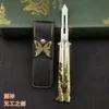 Fuente Dios Hoja del Cielo Lobo Fin Animación Cuchillo Mariposa Herramienta de Práctica Plegable Hoja sin Cortar Cuchillo de Sacudir la Mano con Cubierta de Cuero