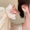 Pendientes de Mariposa con Circonita Simple, Chapado en Oro Real, Lujo Accesible, Pendientes de Gama Alta, Elegantes, Modernos, Dulces Pendientes de Perla para Mujer