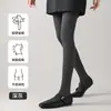 Leggings de listras verticais para mulheres, outono e inverno, levemente compressivas, modeladoras, forradas com fleece, alta elasticidade, antiderrapantes, versáteis, cinza, adequadas para usar com roupas externas, atacado