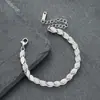 Estilo europeo y americano, pulsera de acero de titanio transfronteriza que no se decolora, ajustable, con un tacto lujoso y de alta gama, adecuada tanto para hombres como para mujeres, un accesorio moderno y versátil