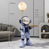 Decoração de piso grande de astronauta de luxo leve, armário de TV, decoração de sofá lateral, clube de hotel, mudança para nova residência