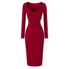 Vestido largo sexy de estilo francés con cuello en V, fruncido, ajustado al cuerpo para mujer, colección otoño 2026, elegante y sofisticado, base que ciñe la cintura y estiliza