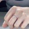 [Lágrimas de cielo estrellado] Anillo de dedo índice abierto exquisito con microincrustaciones de circonita de diseño de nicho simple, anillo de lujo ligero de alta calidad