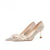 Sapatos de Casamento Francês 2026 Novo Estilo Sapatos de Noiva Cor Champagne Vestido de Casamento Hexiu Duas Formas Primavera e Outono Pés Não Cansados Salto Alto Absolutamente Lindo