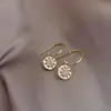 Pendientes de Estrella de Circonita Dorada Estilo Nuevo 2026 para Mujer, Elegantes y de Moda, Pendientes de Gama Alta, de Nicho y Únicos, Accesorios para Orejas de Lujo Ligero