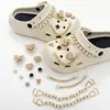 26 Modelos Nuevos de Zuecos Transfronterizos Accesorios DIY Llenos de Pedrería, Cadenas Metálicas en Forma de Corazón, Adornos de Perlas, Decoraciones para Zapatos Estilo Retro
