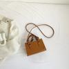 Bolso brillante de Diamante Primavera 2023 nuevo bolso de mujer moda hombro simple bandolera estilo occidental portátil pequeño bolso cuadrado