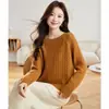 Novo suéter casual de tricô trançado para outono e inverno para mulheres, quente e emagrecedor, adequado como camada base, top curto para mulheres baixinhas