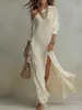 Vestido de Vacaciones Bohemio de Un Hombro y Manga Larga con Pliegues Texturizados y Abertura Alta, Fluido y Elegante