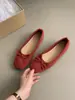 Sapatos femininos baixos prateados para primavera e outono, mocassins retrô franceses, sapatos baixos vermelhos estilo vovó femininos, sapatilhas gentis estilo fada