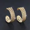 Pendientes europeos y americanos de metal trenzado multicapa, pendientes versátiles de nicho con textura de alta gama en forma de C