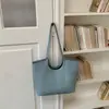 Moda Exquisita Transfronteriza Estilo de Alta Gama 2026 Nuevo Bolso Tote de Hombro Único para Mujer Diseño Sencillo de Nicho Primavera/Verano