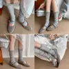 Zapatos Blue Mary Jane Sheep Turn-off para Mujer Tacones Planos Primavera Nuevo Punta Redonda Hebilla Remache Parte Superior Baja Capa Única Zapatos Mujer