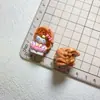 Clip para el pelo de chica de anime de alta calidad, pegatina de dibujos animados, colgante personalizado hecho a mano, accesorios de resina, estilo de lujo ligero, accesorios de resina