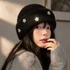 Gorro de Punto con Circunferencia de Cabeza Grande, Diseño de Estrella, Estilo Americano, Protección para las Orejas, Nuevo Modelo Otoño e Invierno 2026 para Mujer, Gorro que Adelgaza la Cara
