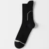 Calcetines deportivos profesionales para hombre, calcetines de compresión para fitness, running y ciclismo, calcetines de media pantorrilla hechos de algodón peinado con alta elasticidad y compresión graduada