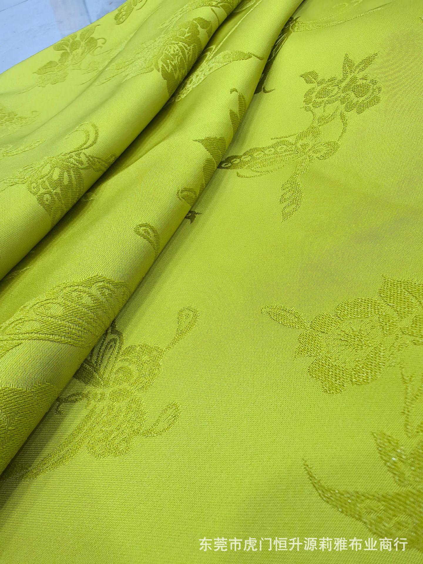新款钻石丝提花面料 亮丝蝴蝶提花布 潮流国风旗袍连