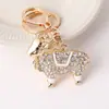 Nuevo Colgante para Llaves de Coche de Oveja con Incrustaciones de Diamantes de Signo Zodiacal Colgante Metálico de Animal Colgante de Llaves Regalo de Vacaciones Venta al por Mayor