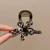 Pinza para el pelo grande y moderna para mujer, elegante y sofisticada, pinza para el pelo exquisita, pinza de tiburón simple para primavera-verano