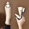 Zapatos de trabajo al por mayor, zapatos de punta fina estilo mamá, moda para commuting 2026, tallas grandes, nueva colección de verano, cuero suave, punta fina, zapatos planos de tacón grueso para mujer