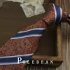 Gravata Marrom Retrô Listrada com Flores Estilo Coreano Amarrada à Mão para Homens Britânica 8cm Formal Anfitrião Negócios Casamento Noivo