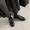 Zapatos de Piel de Vacuno Huecos Tallados Estilo Británico Brogue con Aumento Oculto de Altura, Zapatos de Piel Genuina para Mujer con Hebilla de Cuero de Tacón Medio 2026