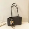 Bolso de mujer transfronterizo otoño temprano 2026, nuevo bolso de mano elegante de alto valor, bolso de hombro de gran capacidad para el trabajo, bolso de axila
