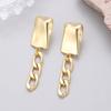Pendientes Retro Franceses Textura Geométrica Irregular Temperamento Vintage Exagerados Pendientes de Otoño e Invierno Lujo Ligero Sentido de Alta Gama