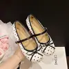 Zapatos Mary Jane de Lunares para Mujer 2026 Nuevo Estilo de Primavera con Tacón Oculto, Moño, Correa Única, Adecuados para Combinar con Faldas