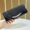 Nova Bolsa de Mão Brilhante Transfronteiriça Bolsa Clutch Feminina de Verão Bolsa Transversal Feminina de Luxo Leve Temperamento Moda