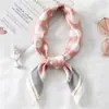 Nueva bufanda cuadrada pequeña de moda coreana que combina con todo, estilo artístico para mujer, bufanda de seda pequeña con lunares ondulados, bufanda pequeña profesional, cinturón decorativo para el cabello