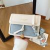 Textura de Alta Gama y Bolso Pequeño Elegante para Mujer 2025 Verano Nuevo Versátil Bolso Cruzado de Hombro Color Contrastante Bolso Cuadrado Pequeño para Mujer