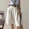 Calças largas de linho branco para mulheres, shorts casuais de verão estilo coreano de cintura alta, calças de cinco pontos de corte solto, calças retas emagrecedoras com bom caimento