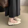 Zapatos Mary Jane Suaves, Estilo Vintage para la Noche, Primavera/Verano 2026, Zapatos Planos Marrones de Punta Cuadrada para Mujer, Nuevo Estilo para Combinar con Faldas